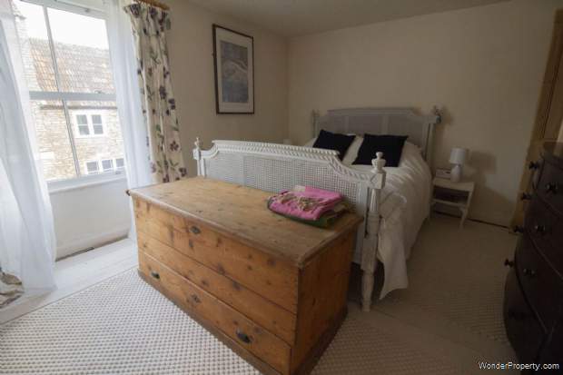 Additional Property Image 3 bedroom Town House for sale in Frome 11