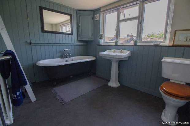 Additional Property Image 3 bedroom Town House for sale in Frome 6