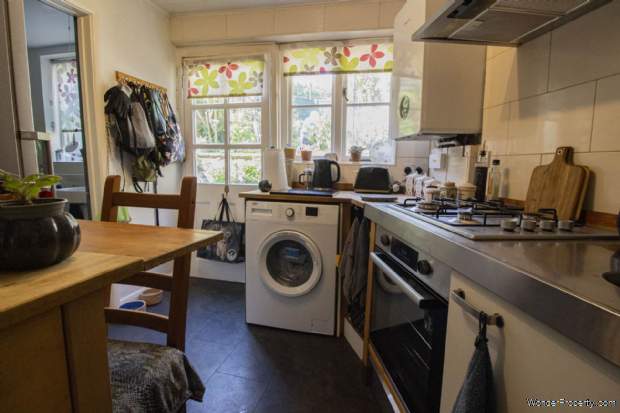 Additional Property Image 2 bedroom Cottage for sale in Frome 15
