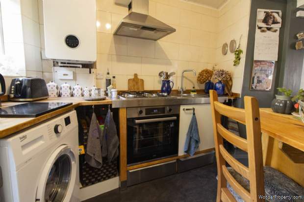 Additional Property Image 2 bedroom Cottage for sale in Frome 16