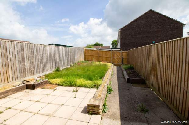 Additional Property Image 3 bedroom Terraced for sale in Frome 2
