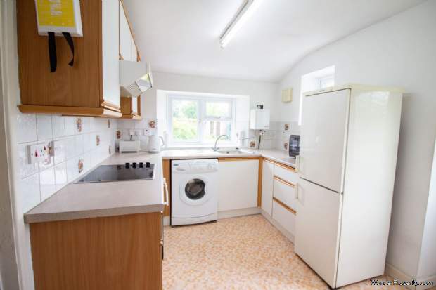 Additional Property Image 2 bedroom End of Terrace for sale in Frome 11