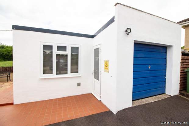 Additional Property Image 3 bedroom Detached Bungalow for sale in Wanstrow 9