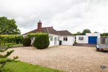 3 bedroom Detached Bungalow for sale in Wanstrow