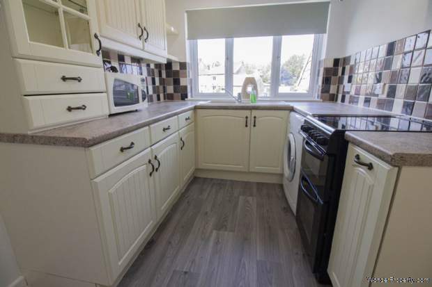 Additional Property Image 2 bedroom Apartment for sale in Frome 7