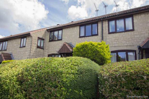 Additional Property Image 2 bedroom Apartment for sale in Frome 9