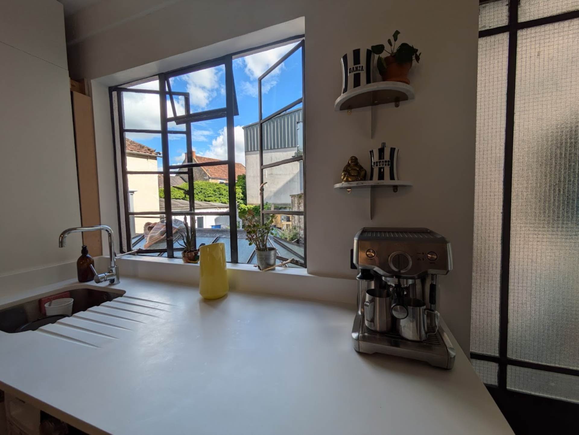 Additional Property Image 2 bedroom Apartment for sale in Frome 6