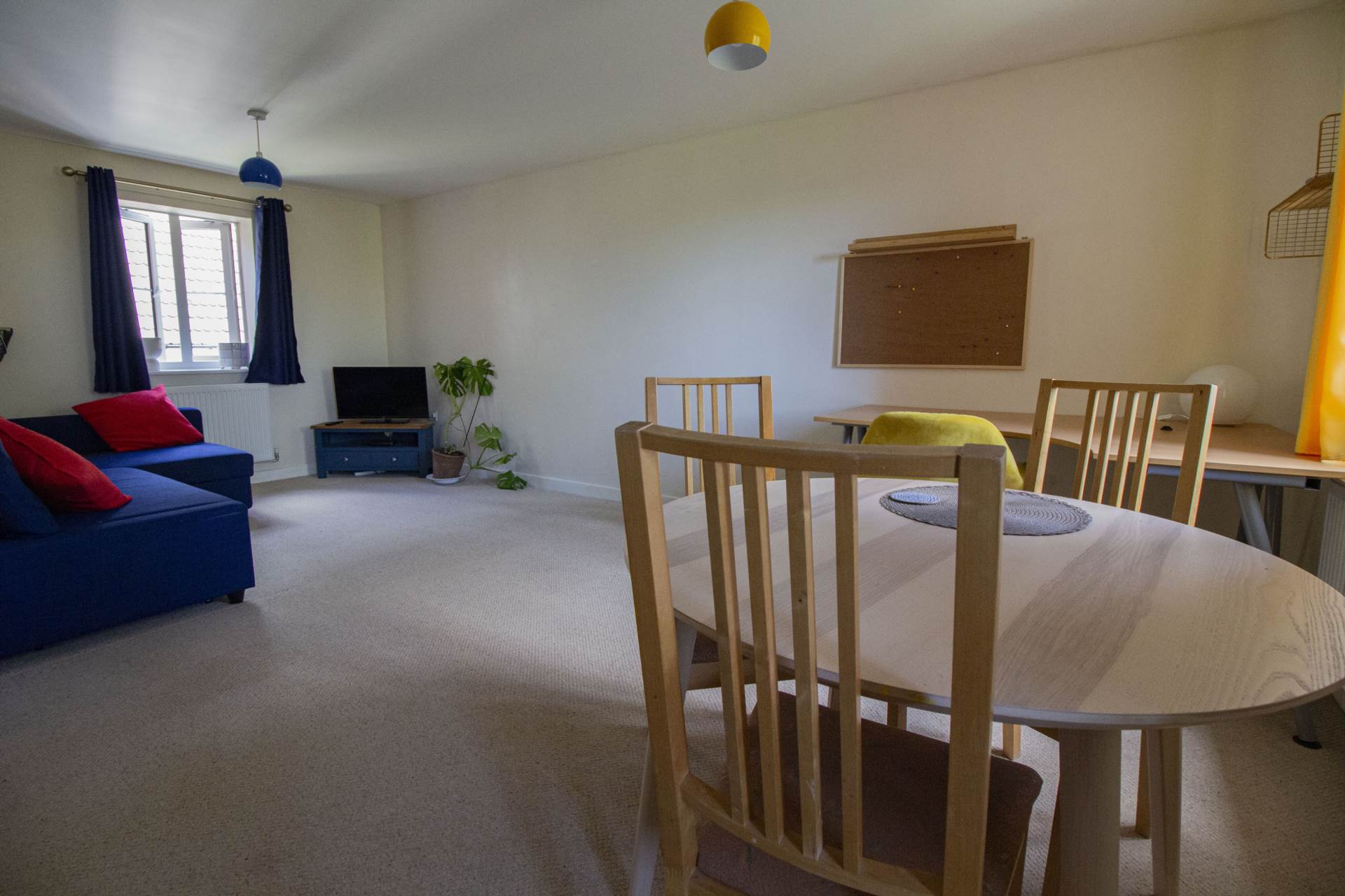 Additional Property Image 2 bedroom Apartment for sale in Frome 3