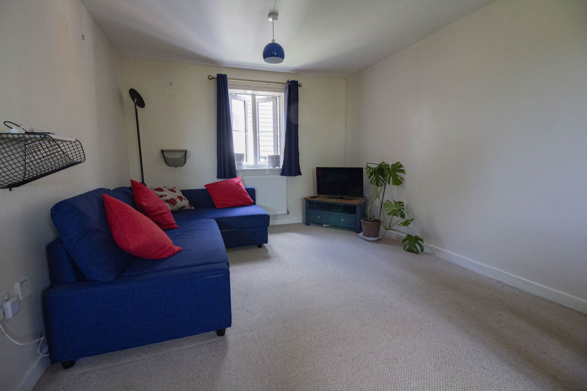 Additional Property Image 2 bedroom Apartment for sale in Frome 5