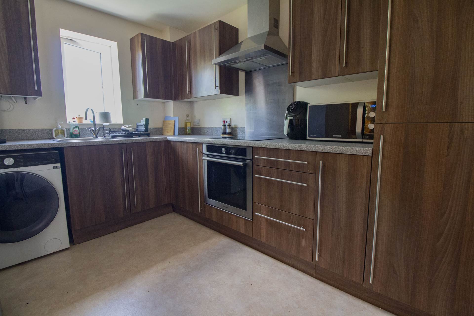 Additional Property Image 2 bedroom Apartment for sale in Frome 9