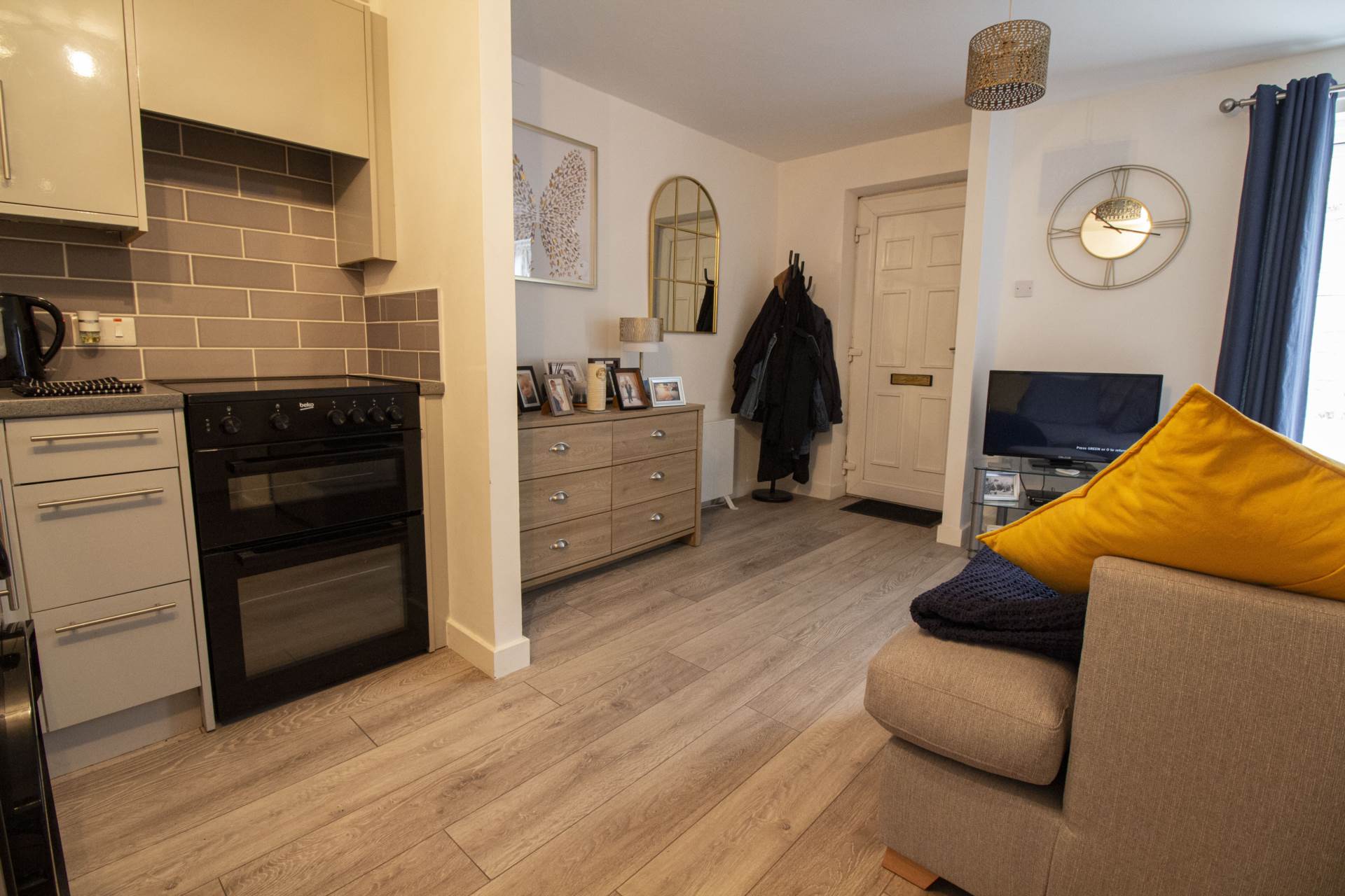 Additional Property Image 1 bedroom Apartment for sale in Frome 5