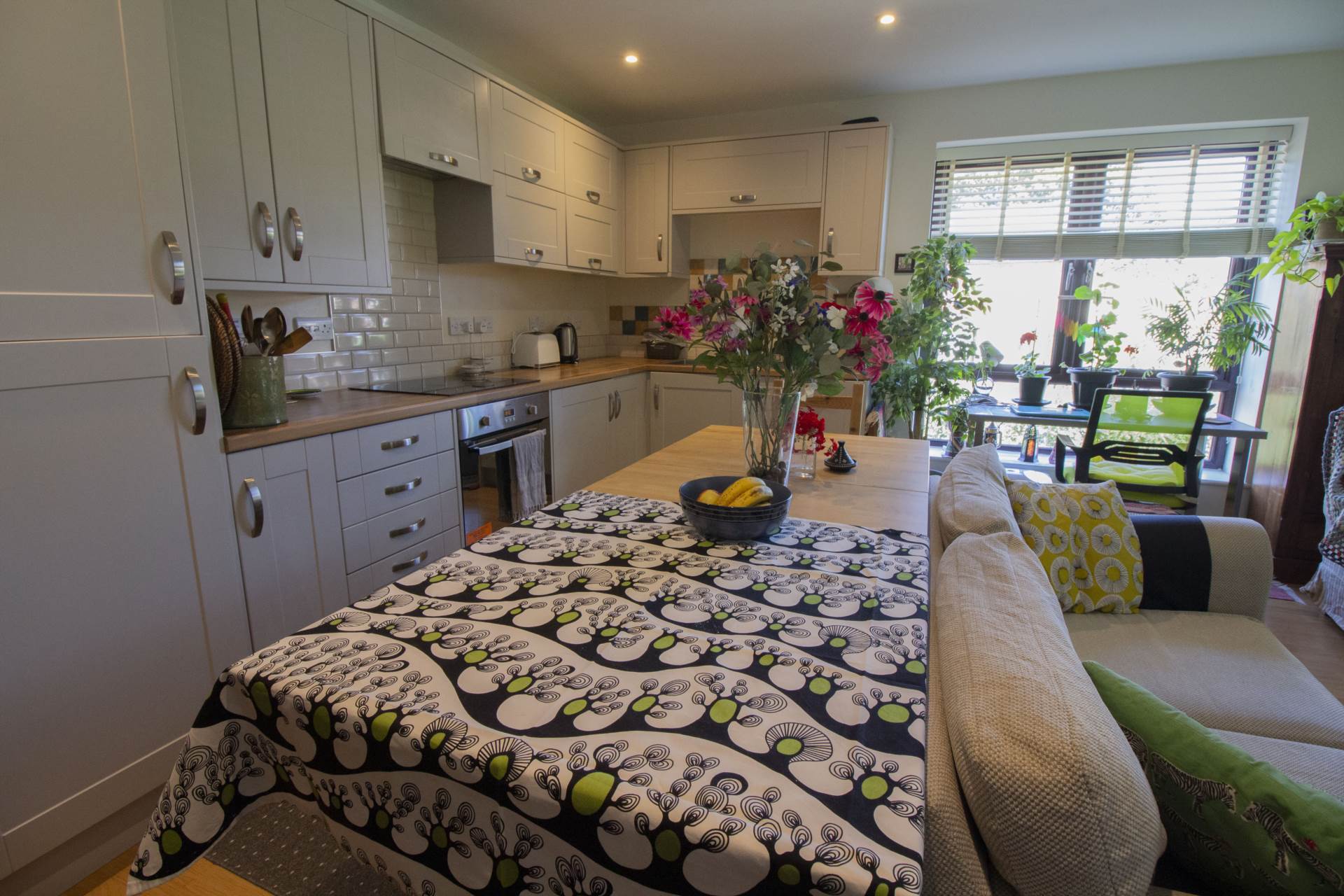 Additional Property Image 2 bedroom Flat for sale in Frome 5