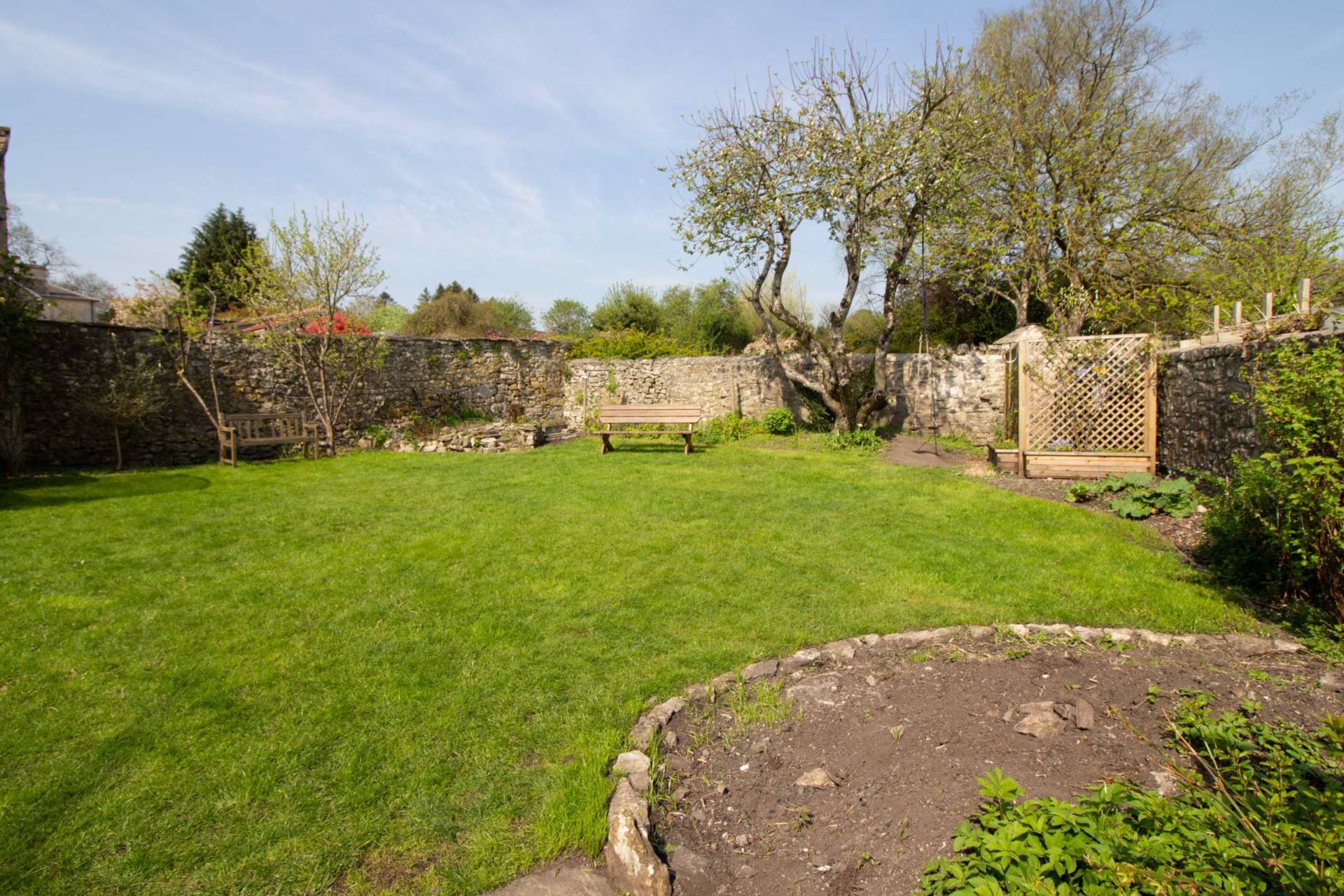 Additional Property Image 3 bedroom Semi Detached for sale in Frome 2