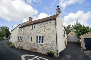 3 bedroom Semi Detached for sale in Frome