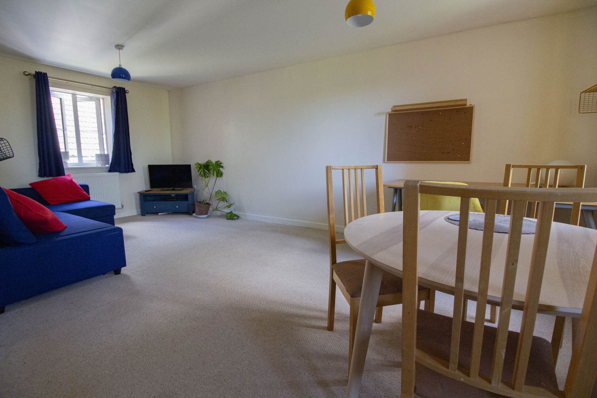 Additional Property Image 2 bedroom Apartment for sale in Frome 4