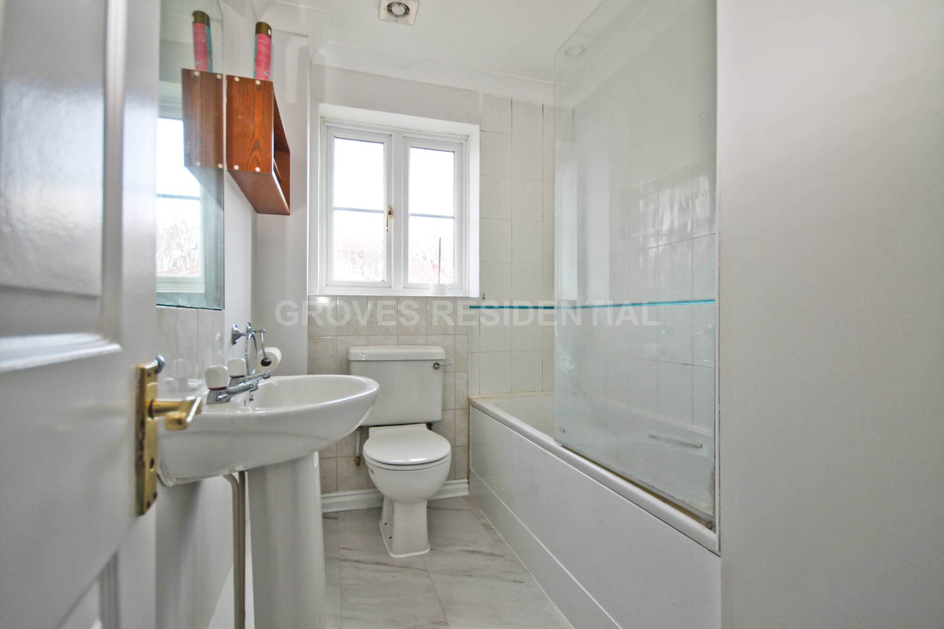 Additional Property Image 3 bedroom End of Terrace to rent in New Malden 10