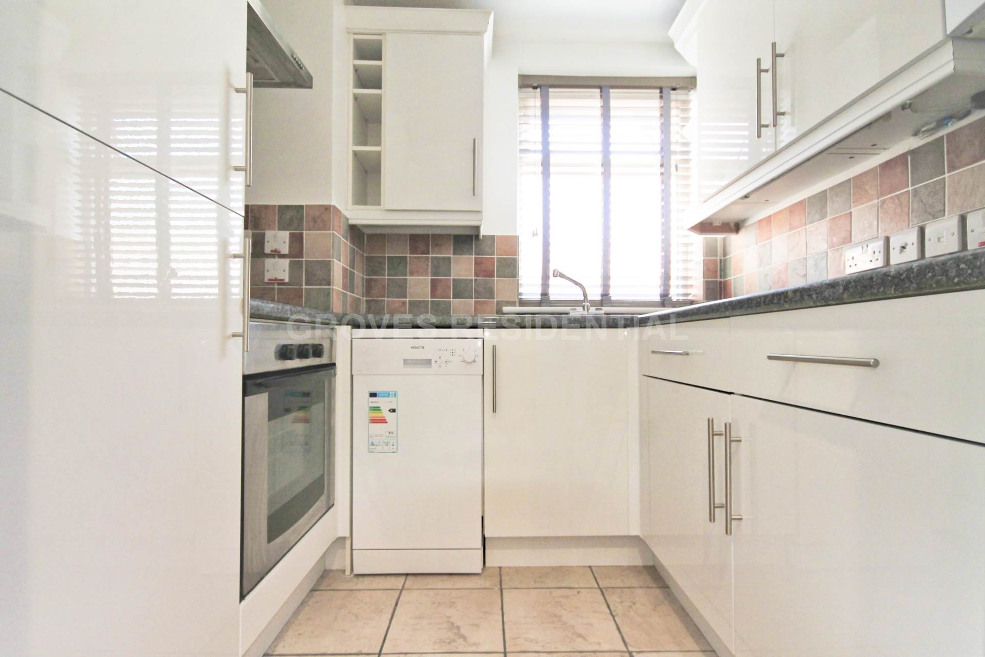 Additional Property Image 1 bedroom Flat for sale in New Malden 3