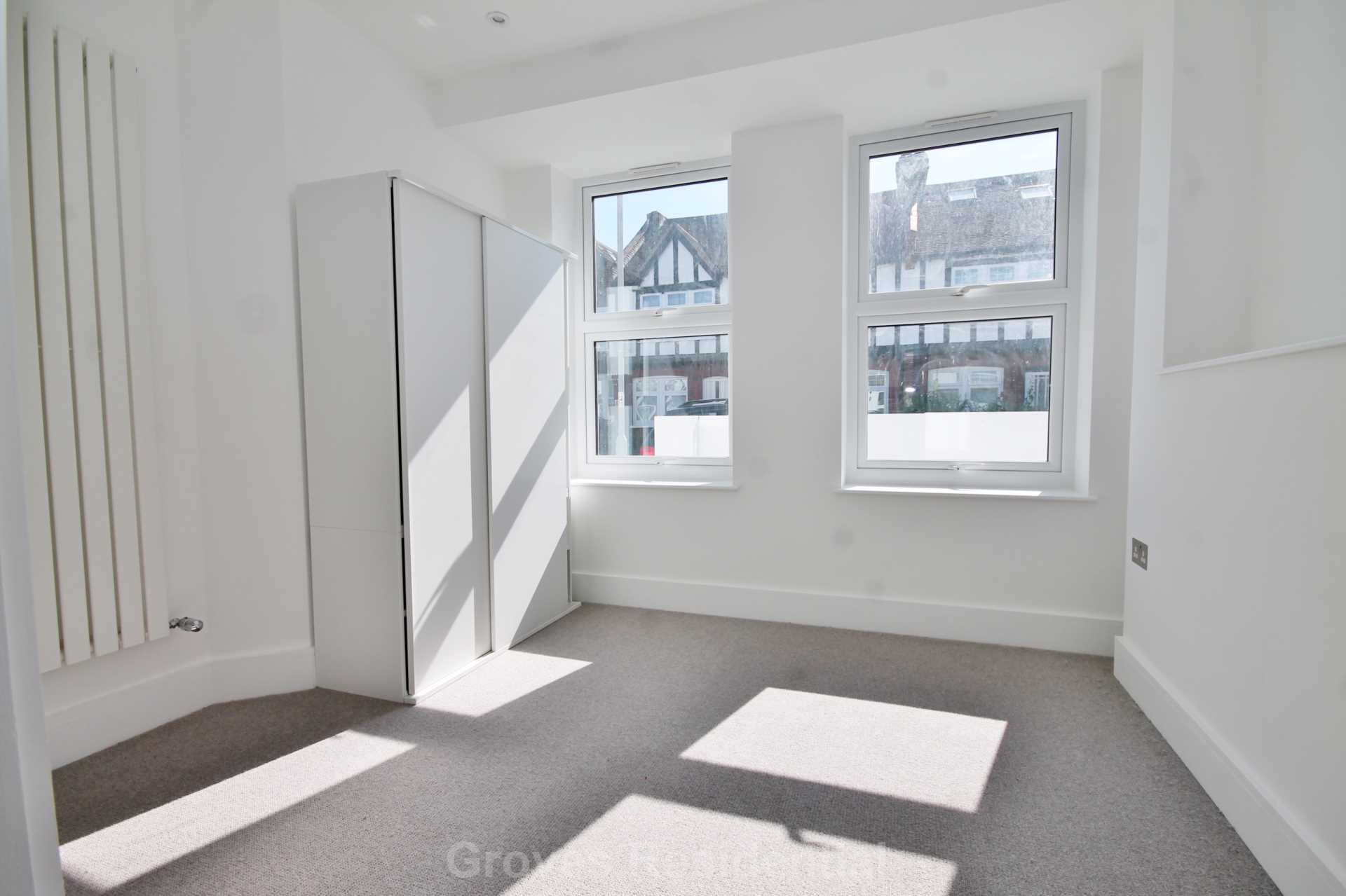 Additional Property Image 2 bedroom Flat for sale in New Malden 5