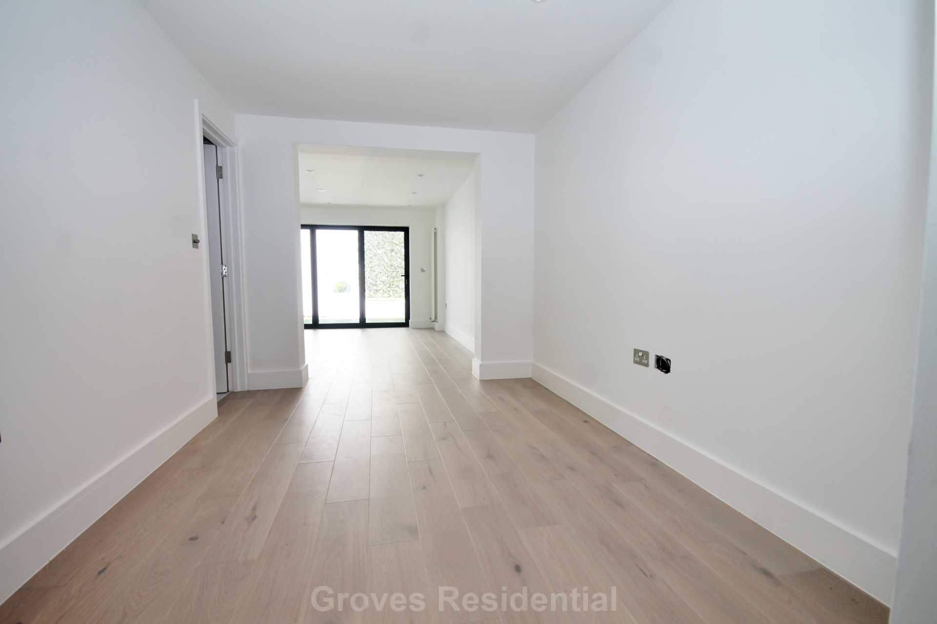Additional Property Image 2 bedroom Flat for sale in New Malden 6
