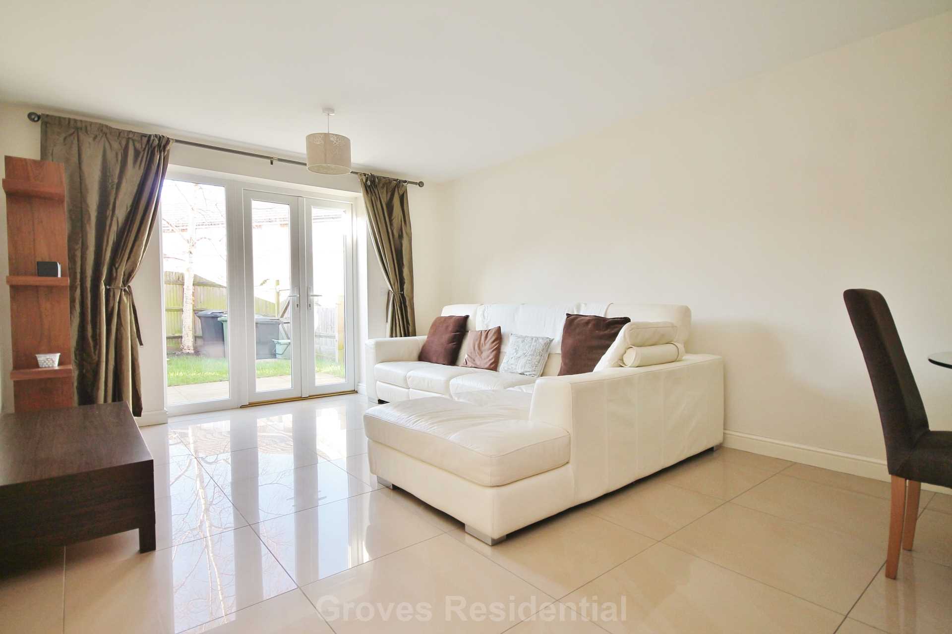Additional Property Image 4 bedroom Semi Detached to rent in Worcester Park 2
