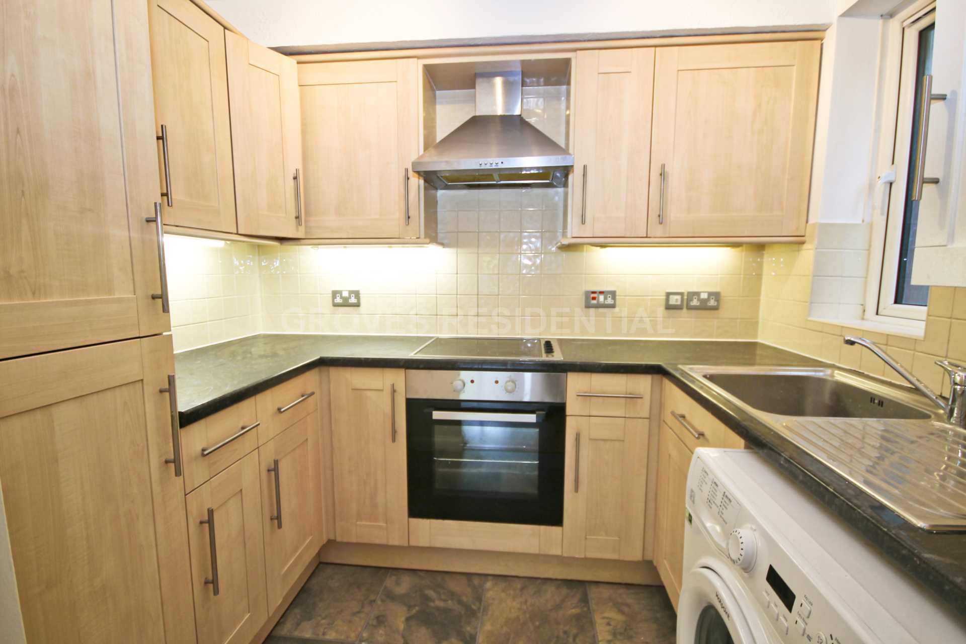 Additional Property Image 2 bedroom Flat to rent in New Malden 4