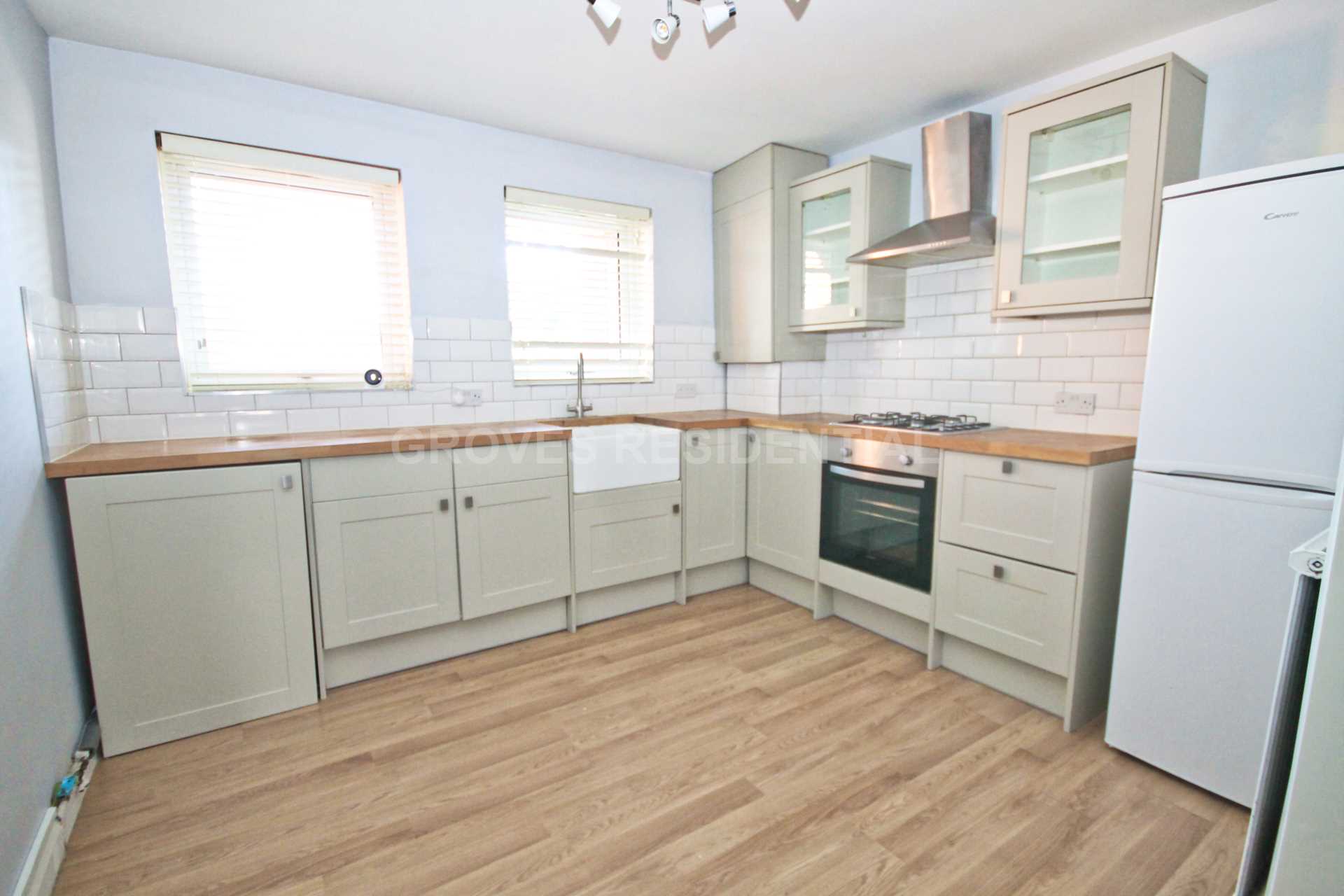 2 bedroom Flat to rent in New Malden