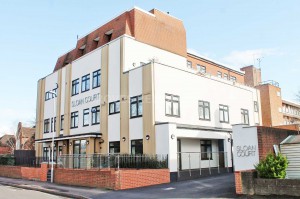1 bedroom Flat for sale in New Malden