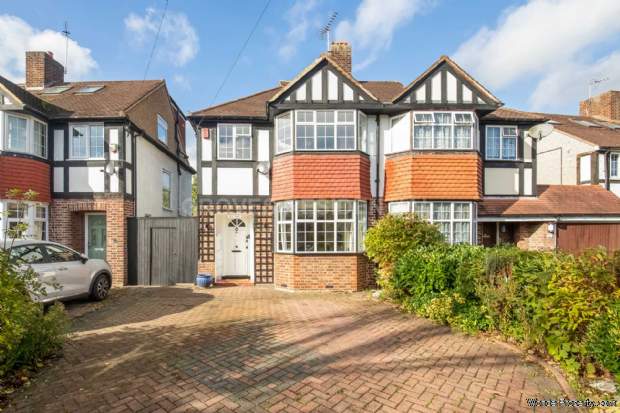 Additional Property Image 3 bedroom Semi Detached for sale in New Malden 15