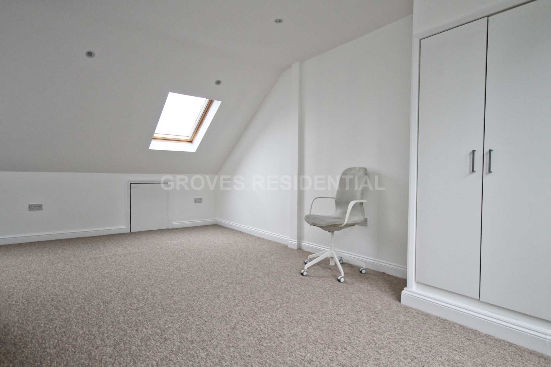 Additional Property Image 4 bedroom Terraced for sale in New Malden 10