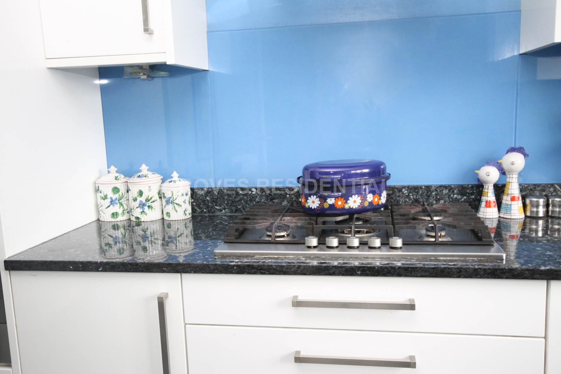 Additional Property Image 5 bedroom Detached for sale in Kingston Upon Thames 5