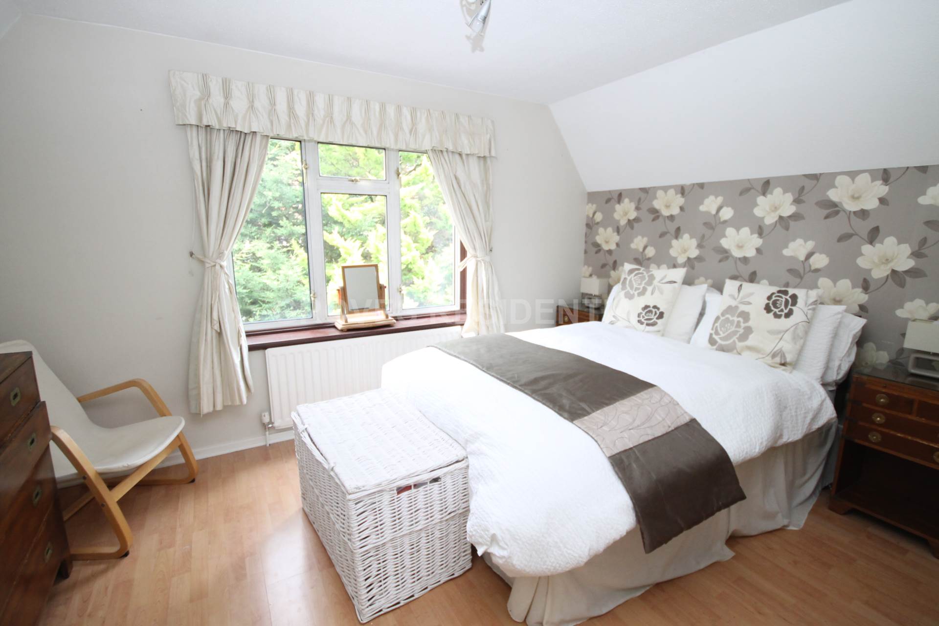 Additional Property Image 5 bedroom Detached for sale in Kingston Upon Thames 16