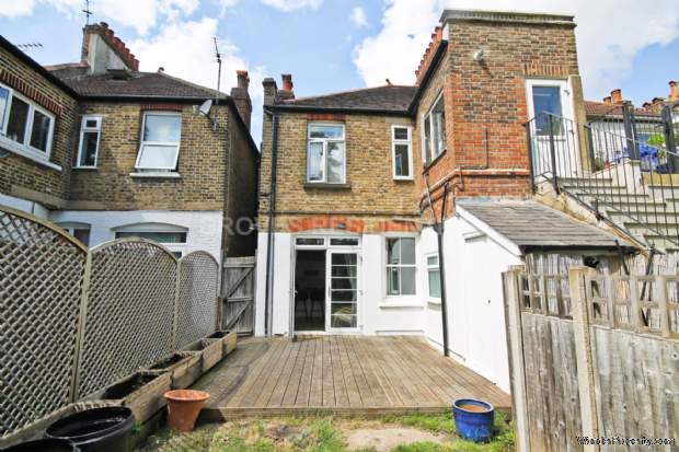 Additional Property Image 2 bedroom Flat to rent in New Malden 2