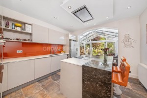 4 bedroom Semi Detached for sale in New Malden