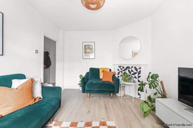 Additional Property Image 2 bedroom Flat for sale in New Malden 4