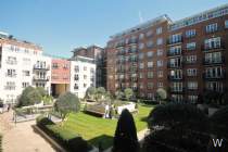 2 bedroom Flat for sale in Kingston Upon Thames
