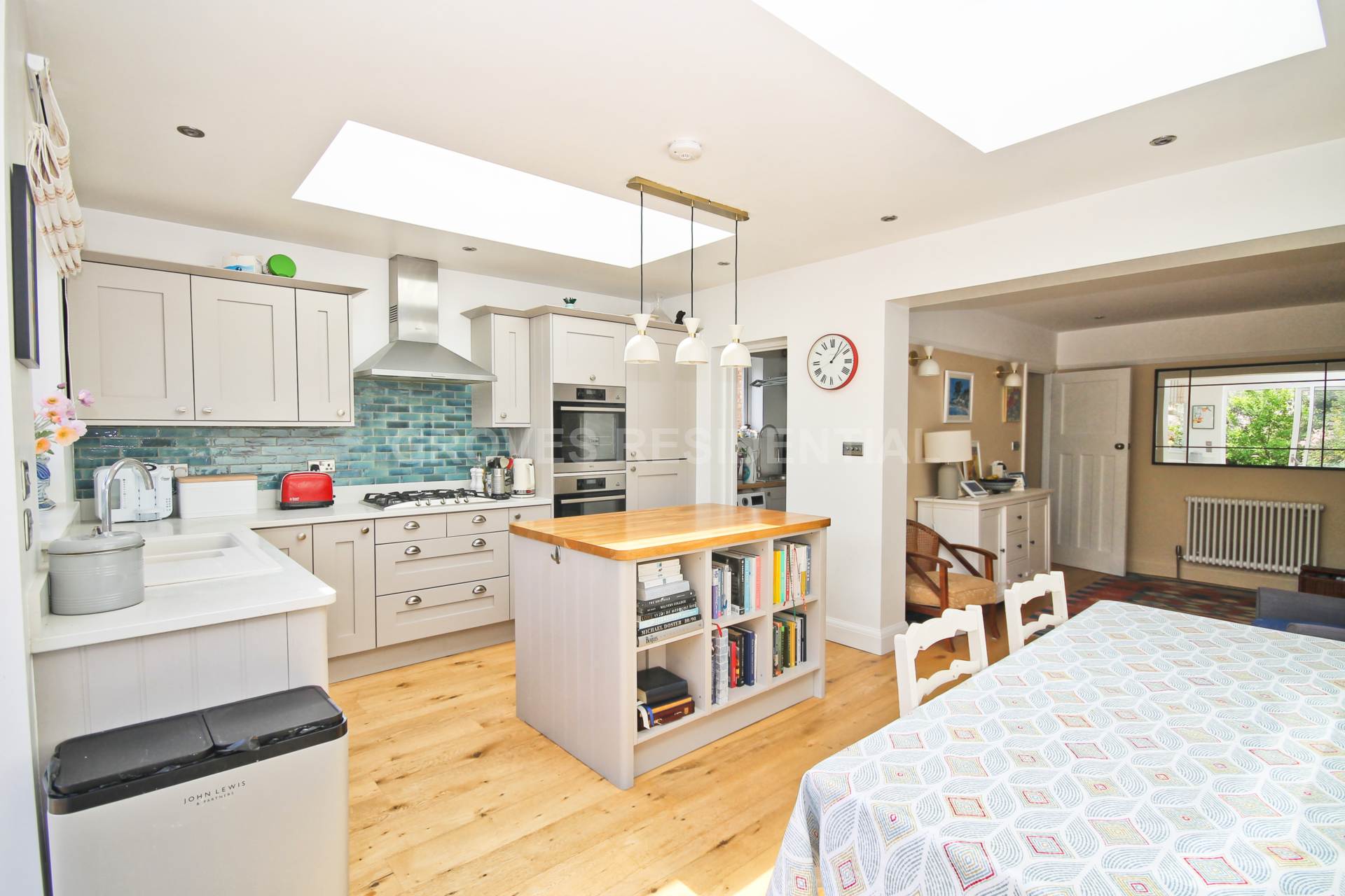 Additional Property Image 3 bedroom Semi Detached to rent in New Malden 3