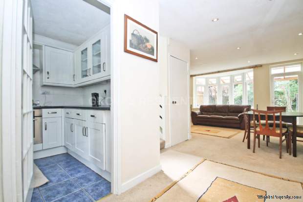 Additional Property Image 3 bedroom End of Terrace to rent in New Malden 2