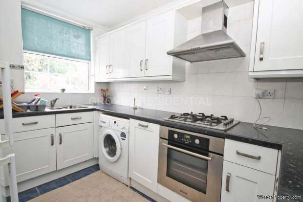 Additional Property Image 3 bedroom End of Terrace to rent in New Malden 4