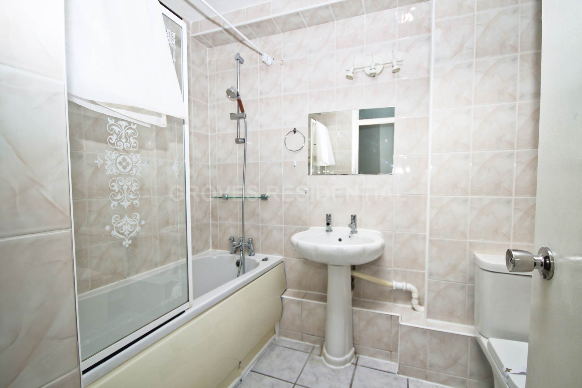 Additional Property Image 2 bedroom Flat to rent in New Malden 7