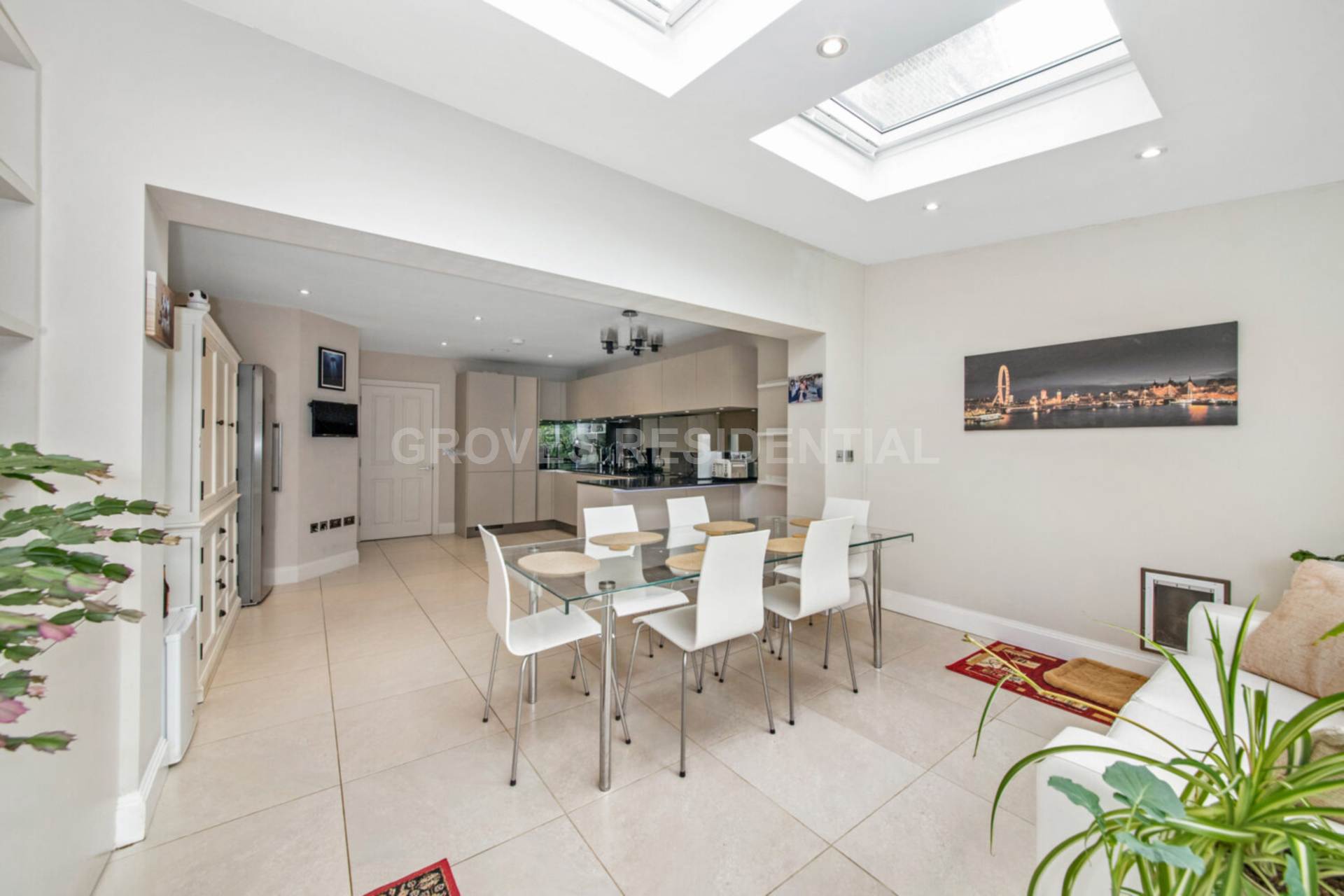 Additional Property Image 5 bedroom Detached for sale in Kingston Upon Thames 6
