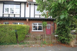 2 bedroom Terraced for sale in New Malden