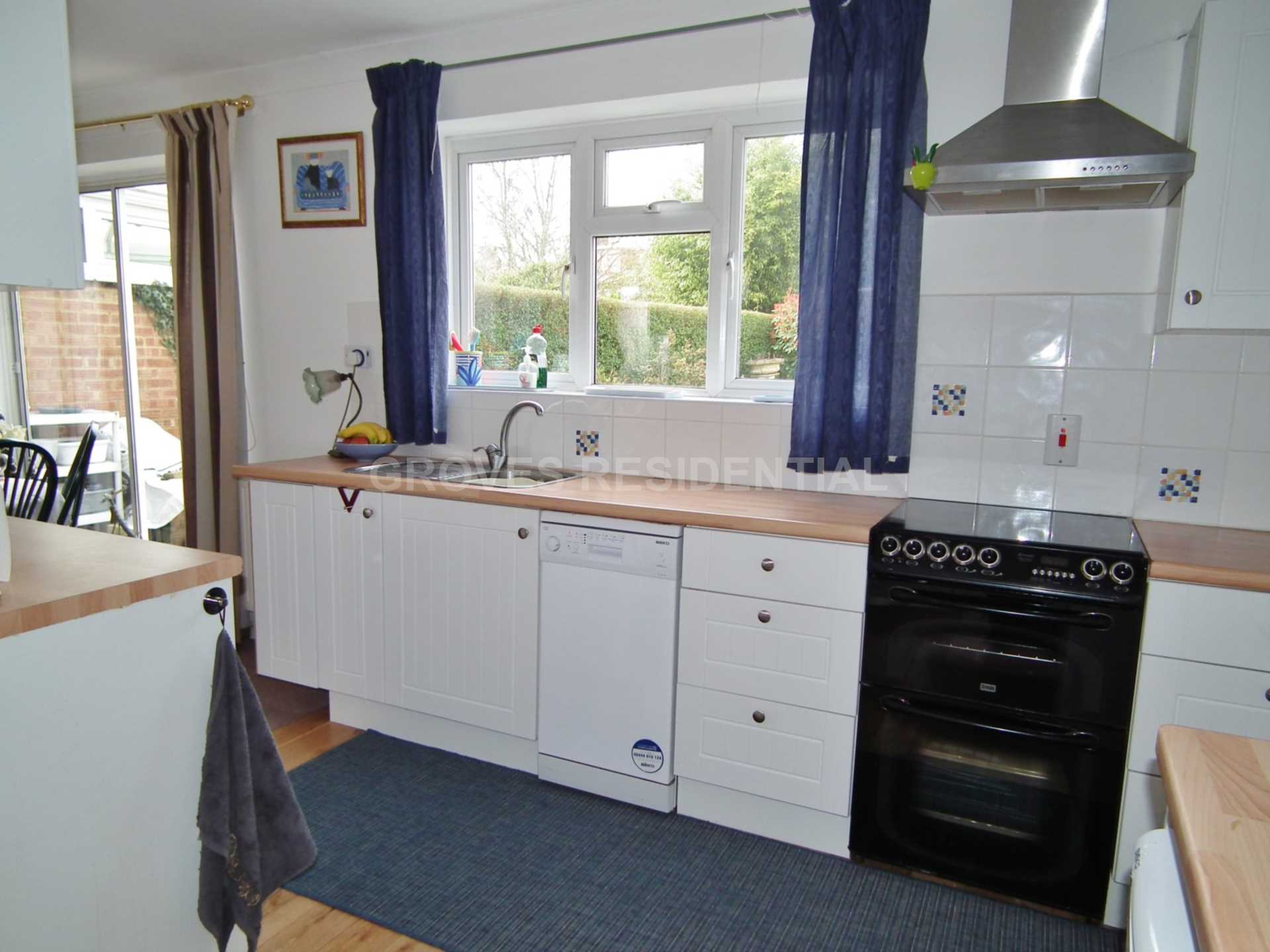 Additional Property Image 3 bedroom Semi Detached to rent in New Malden 3