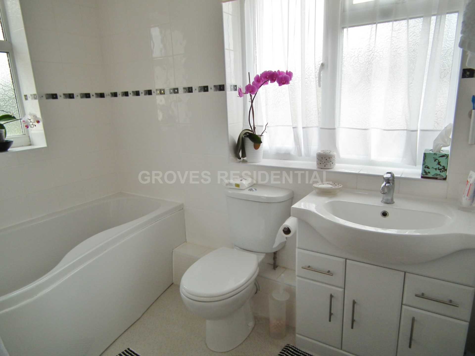 Additional Property Image 3 bedroom Semi Detached to rent in New Malden 7