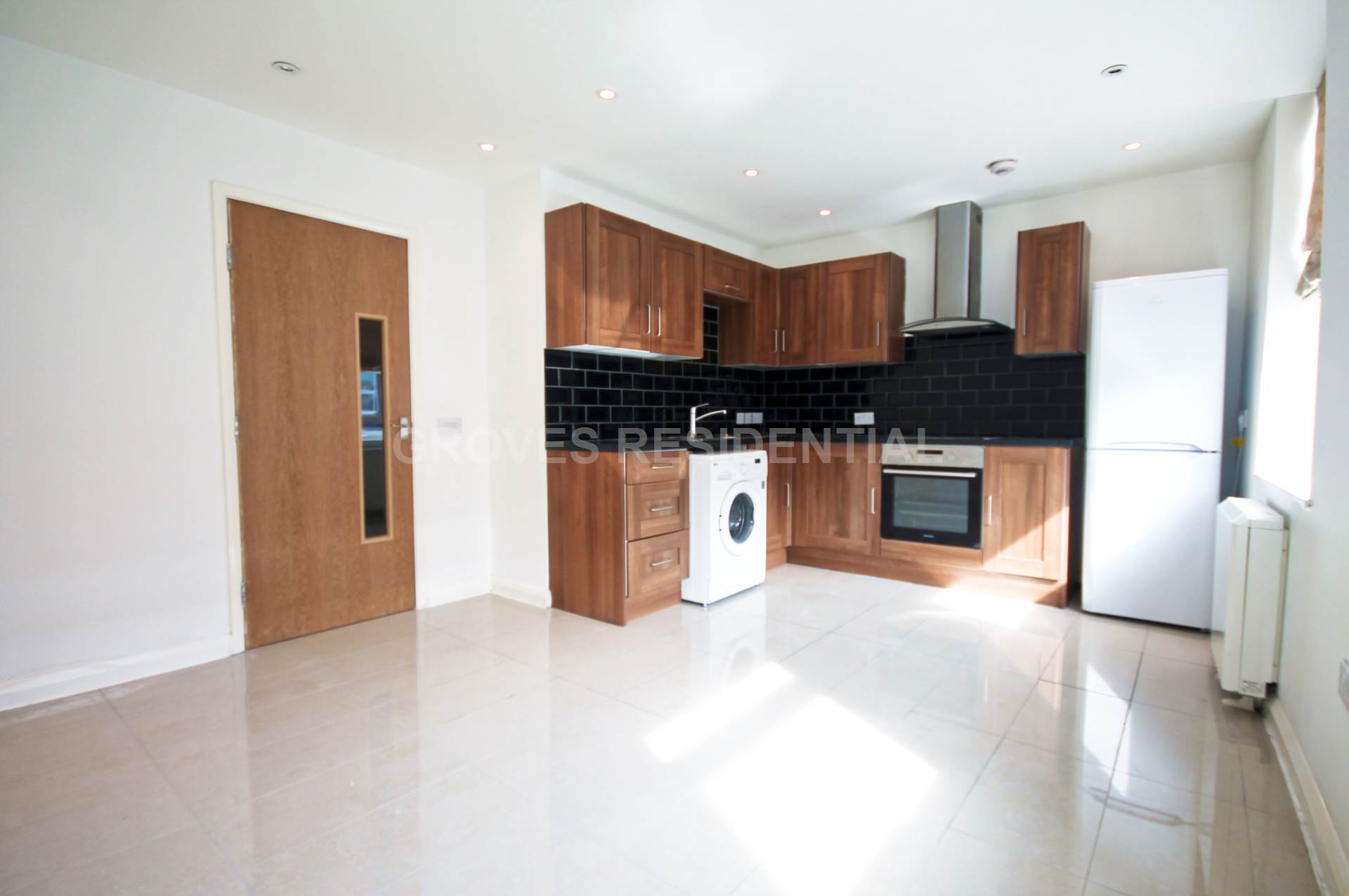 Additional Property Image 2 bedroom Flat to rent in New Malden 2