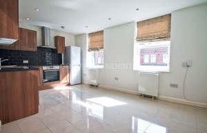 2 bedroom Flat to rent in New Malden