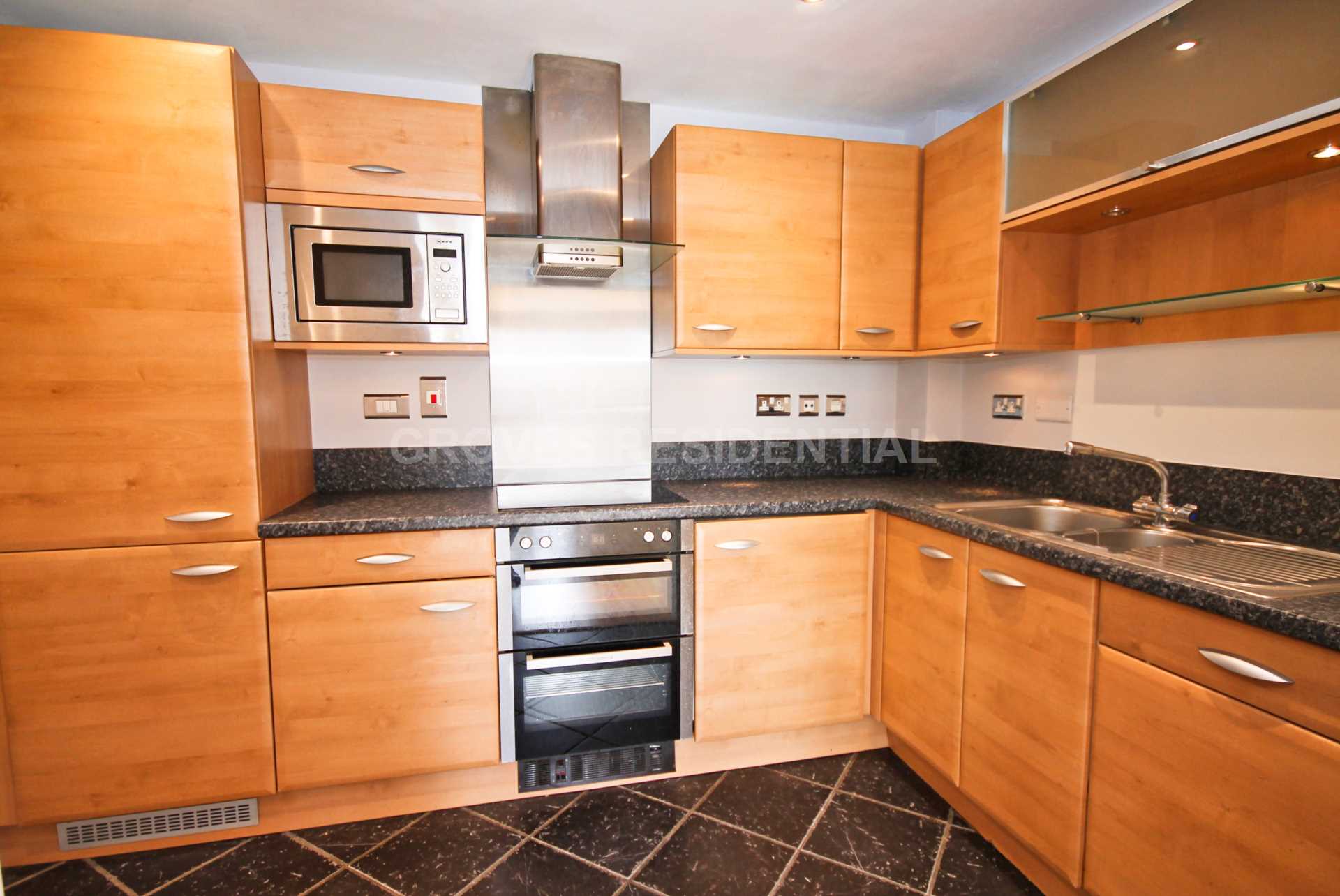 Additional Property Image 1 bedroom Flat for sale in Kingston Upon Thames 4