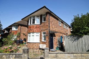 2 bedroom Maisonette to rent in New Malden