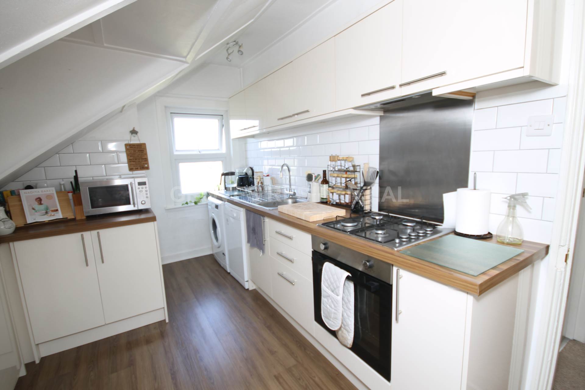 Additional Property Image 2 bedroom Flat for sale in New Malden 3