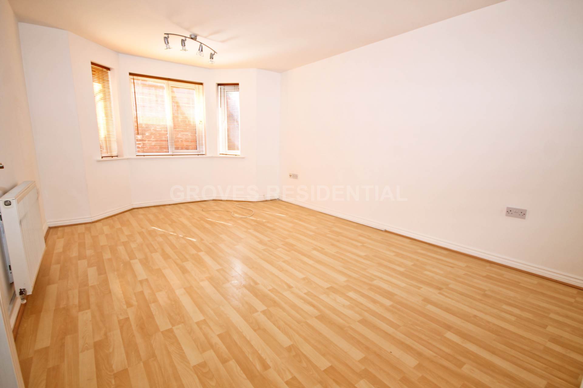 Additional Property Image 2 bedroom Flat to rent in New Malden 3