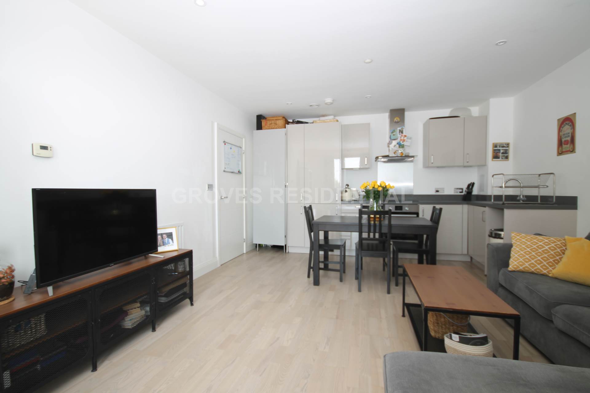 Additional Property Image 1 bedroom Flat for sale in New Malden 6